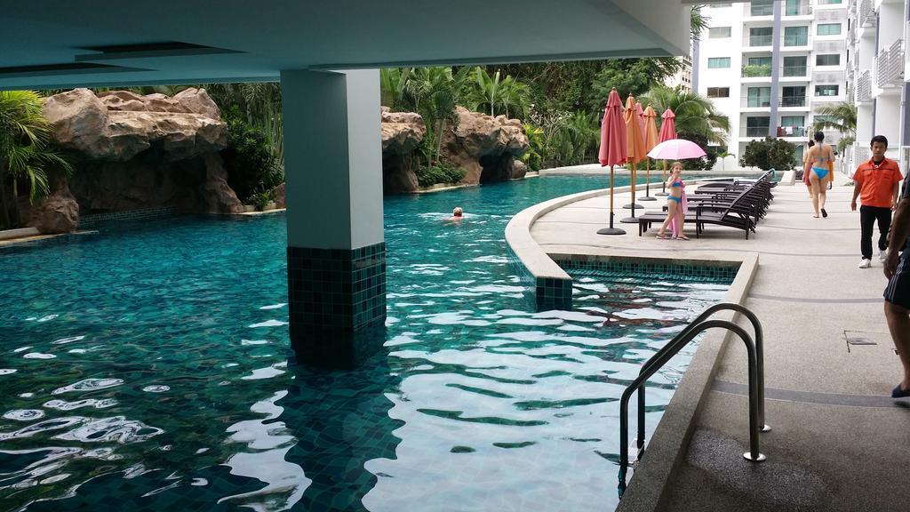 Apartamento Club Royal Wongamat Unit 1401 Pattaya Exterior foto
